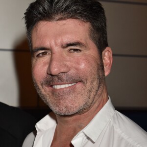 Simon Cowell - Le prince Charles et Camilla Parker Bowles, duchesse de Cornouailles, assistent au dîner de soutien de la "British Asian Trust" au Musée d'Histoire Naturelle à Londres. Le 2 février 2016