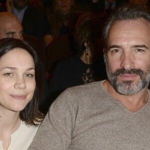 Nathalie Péchalat avec son compagnon Jean Dujardin - People à la générale de la pièce "L'être ou pas" au Théâtre Antoine à Paris le 21 mars 2016.