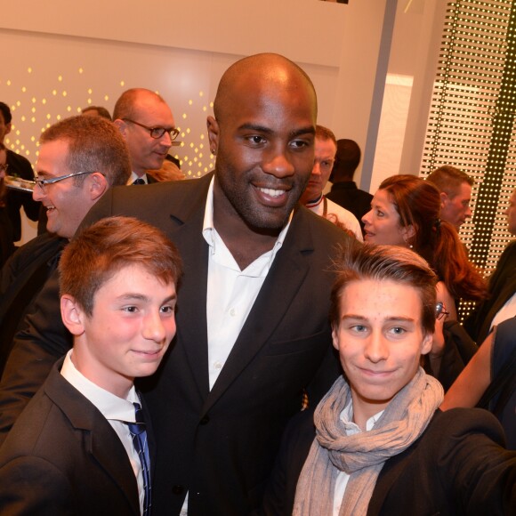 Teddy Riner - Présentation du Renault Trezor concept car électrique pendant la 119ème édition du Mondial de l'Automobile 2016 au Paris Expo Porte de Versailles à Paris, France, le 29 septembre 2016. © Rachid Bellak/Bestimage