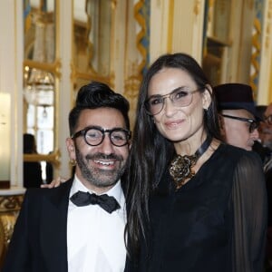 Johnny Coca (Mulberry) et Demi Moore - Remise des insignes de la Légion d'Honneur à Alber Elbaz par la ministre de la Culture et de la Communication Audrey Azoulay au ministère éponyme. Paris, le 3 octobre 2016. © Olivier Borde/Bestimage