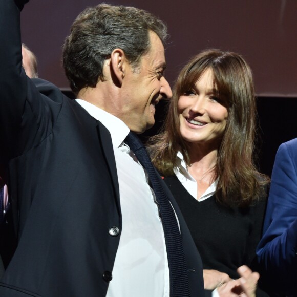 Nicolas Sarkozy, Carla Bruni-Sarkozy et François Baroin - Meeting "Tout pour la France" de Nicolas Sarkozy au Zénith de Paris, France, le 9 octobre 2016. © Lionel Urman/Bestimage