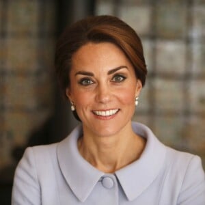 Kate Middleton, duchesse de Cambridge, à la résidence de l'ambassadeur de Grande-Bretagne à La Haye le 11 octobre 2016 à l'occasion de sa première visite officielle en solitaire à l'étranger.