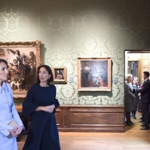 Kate Middleton, duchesse de Cambridge, en déplacement solo aux Pays-bas, visite le musée Mauritshuis à La Haye le 11 octobre 2016.