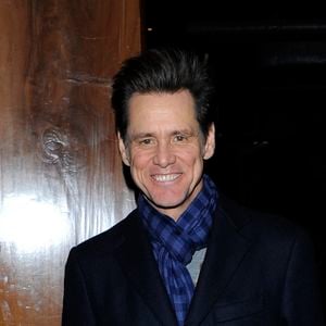 Jim Carrey quitte un restaurent à Londres le 19 novembre 2014.