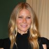 Gwyneth Paltrow dédicace son livre "Its All Easy" à la librairie "Barnes & Noble" à New York, le 12 avril 2016.