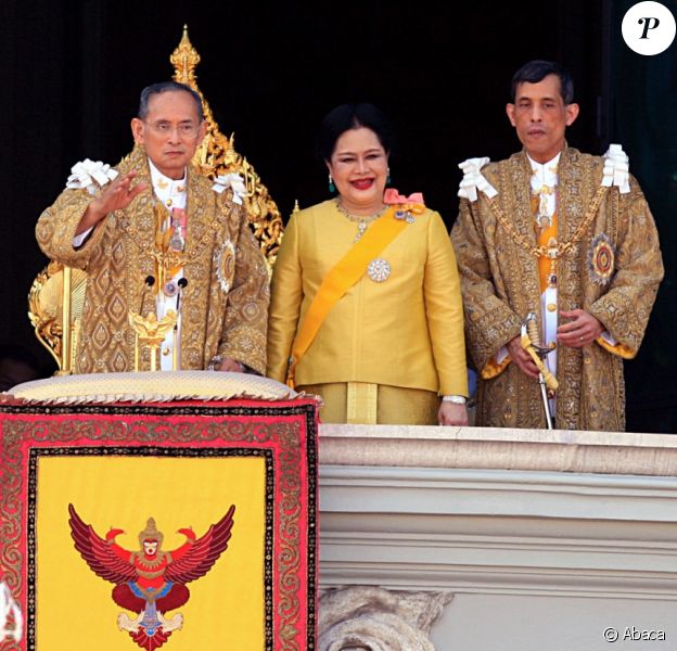 bhumibol de thailande le roi est mort paisiblement a 88 ans purepeople