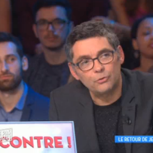 "Touche pas à mon poste", le mardi 18 octobre 2016 sur C8. ici Thierry Moreau.