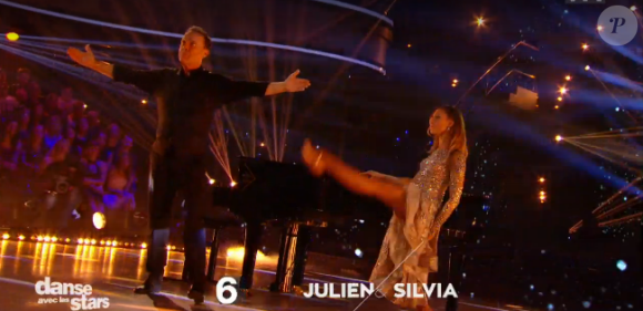 Julien Lepers dans "Danse avec les stars 7" sur TF1, le 22 octobre 2016.