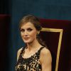 La reine Letizia d'Espagne - Remise des prix Princesse des Asturies en présence du roi Felipe VI, La reine Letizia et Sofia au théâtre Campoamor à Oviedo, Espagne, le 21 octobre 2016.