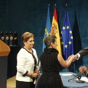 Le roi Felipe VI et la reine Letizia d'Espagne - Remise des prix Princesse des Asturies en présence du roi Felipe VI, La reine Letizia et Sofia au théâtre Campoamor à Oviedo, Espagne, le 21 octobre 2016.