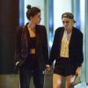 Exclusif - Kristen Stewart et sa nouvelle compagne St. Vincent (Annie Clark) sont allées diner et se promener dans le quartier de East Village à New York. Elles semblent très amoureuses, elles s'embrassent, plaisantent et se tiennent la main. Le 16 octobre 2016