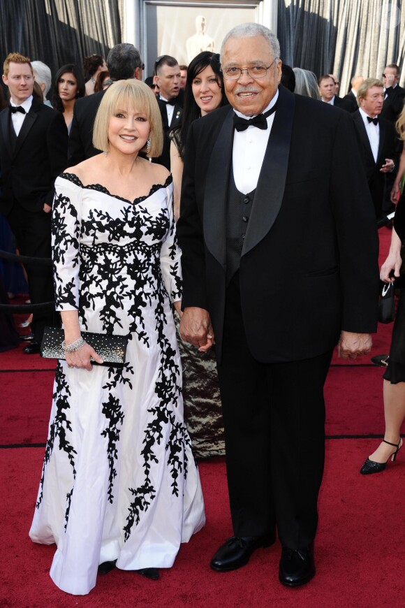 James Earl Jones, Cecilia Hart aux Annual Academy Awards le 26 février 2012.
