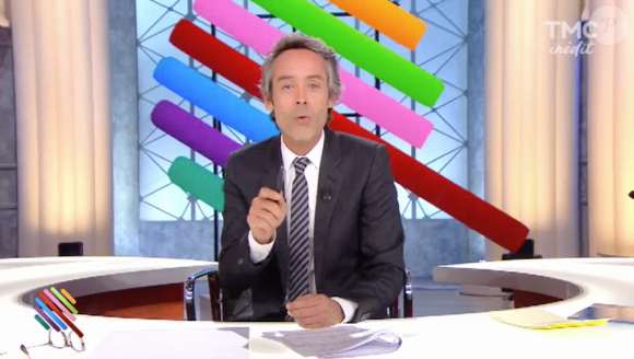 Yann Barthès se moque de l'émission de Jean-Morandini sur iTÉLÉ et de l'une de ses chroniqueuses, Rachel Bourlier. "Quotidien" sur TMC, le 24 octobre 2016.