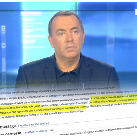 Yann Barthès se moque de l'émission de Jean-Morandini sur iTÉLÉ et de l'une de ses chroniqueuses, Rachel Bourlier. "Quotidien" sur TMC, le 24 octobre 2016.