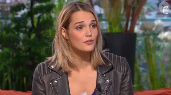 Camille Lou dans "Amanda", sur France 2, mardi 25 octobre 2016