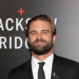Milo Gibson lors de la projection de ''Hacksaw Ridge'' pendant le ''Summit Entertainment's'' à Beverly Hills, le 24 octobre 2016.