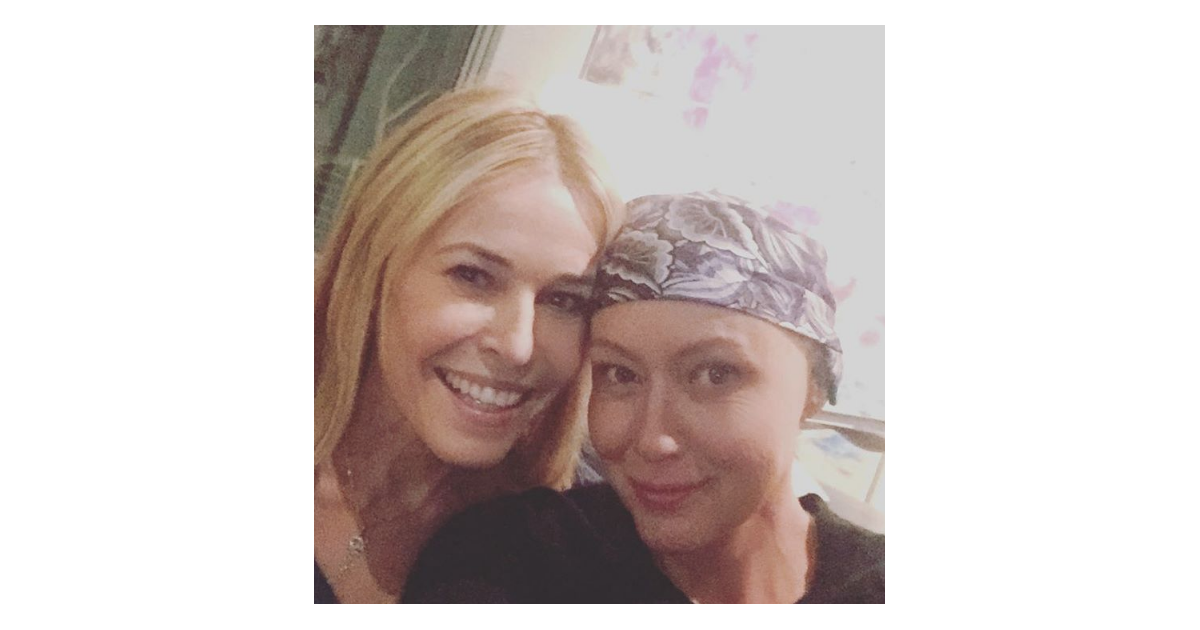 Shannen Doherty Se Bat Contre Le Cancer Du Sein Et Garde Le Sourire ...