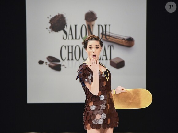 Capucine Anav  au Défilé du 22ème salon du chocolat à la porte de Versailles à Paris le 27 octobre 2016. (coiffures Franck Provost / maquillages Make Up For Ever) © Veeren-Perusseau/Bestimage
