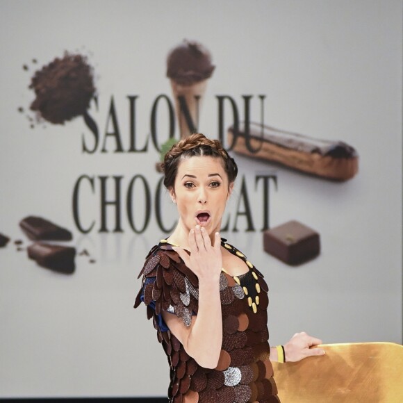 Capucine Anav  au Défilé du 22ème salon du chocolat à la porte de Versailles à Paris le 27 octobre 2016. (coiffures Franck Provost / maquillages Make Up For Ever) © Veeren-Perusseau/Bestimage