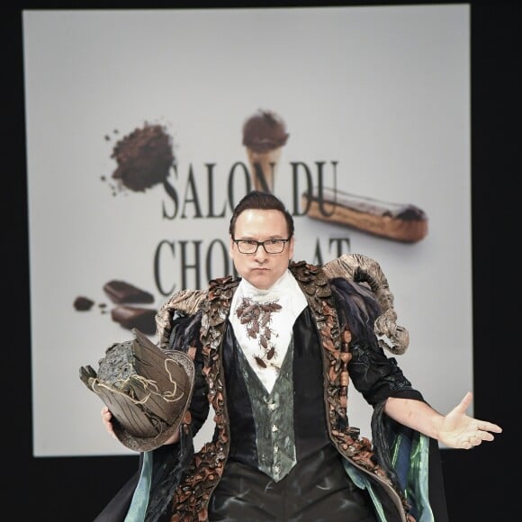 Jean-Marc Généreux au Défilé du 22ème salon du chocolat à la porte de Versailles à Paris le 27 octobre 2016. (coiffures Franck Provost / maquillages Make Up For Ever) © Veeren-Perusseau/Bestimage