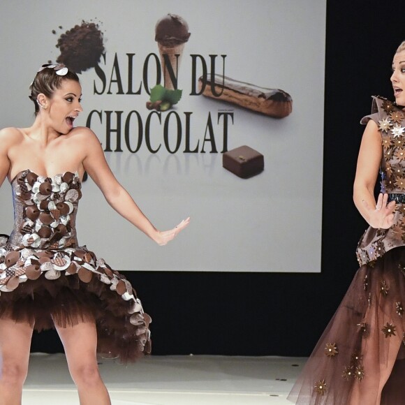 Denitsa Ikonomova, Katrina Patchett  au Défilé du 22ème salon du chocolat à la porte de Versailles à Paris le 27 octobre 2016. (coiffures Franck Provost / maquillages Make Up For Ever) © Veeren-Perusseau/Bestimage