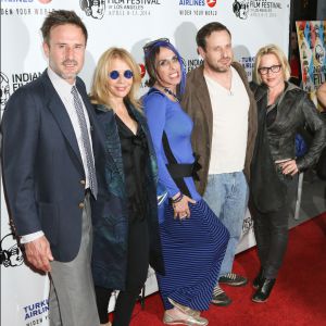 David Arquette, Rosanna Arquette, Alexis Arquette, Richmond Arquette et Patricia Arquette lors de l'ouverture du festival du film indien 2014 avec la projection du film "Sold" aux ArcLight Cinemas à Hollywood, le 8 avril 2014.