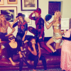 Taylor Swift, déguisée en Deadpool pour Halloween, qu'elle a fêté avec ses copines Gigi Hadid, Lily Donaldson ou encore Marta Hunt. Photo publiée sur sa page Instagram le 1er novembre 2016