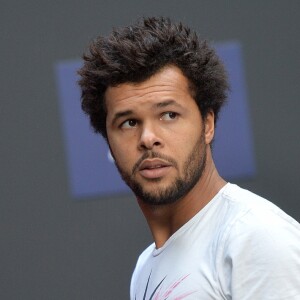 Jo-Wilfried Tsonga s'entraîne lors du Bnp Paribas Masters à l'Accor Hotels Arena à Paris le 29 octobre 2016.