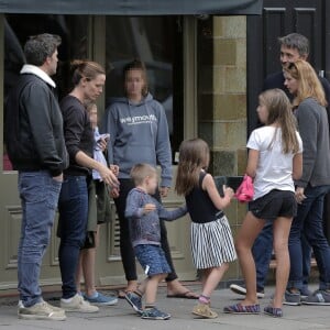 Exclusif - Ben Affleck profite de moments en famille avec Jennifer Garner et leurs enfants Violet, Seraphina et Samuel le 26 mai 2016 en marge du tournage de Justice League.