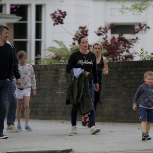 Exclusif - Jennifer Garner et ses enfants Violet, Seraphina et Samuel ont rendu visite à Ben Affleck le 26 mai 2016 en marge du tournage de Justice League.