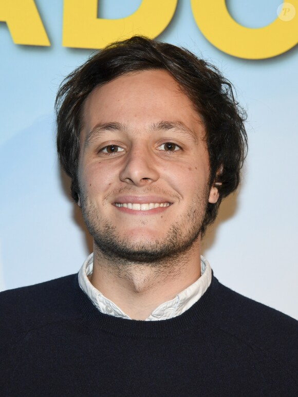 Le chanteur Vianney (Vianney Bureau) - Avant-première du film "Ma famille t'adore déjà!" au cinéma Elysées Biarritz à Paris, France, le 7 novembre 2016. © Pierre Perusseau/Bestimage