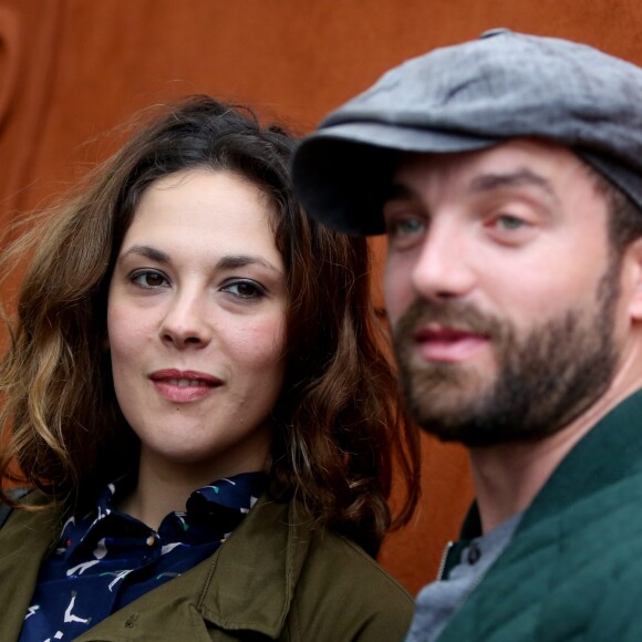 Alysson Paradis et son compagnon Guillaume Gouix - People au village des internationaux de France de tennis à Roland Garros à Paris 2 juin 2016. © Dominique Jacovides / Bestimage
