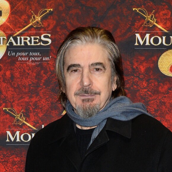 Exclusif - Serge Lama à la générale de la comédie musicale "Les 3 Mousquetaires" au Palais des Sports à Paris le 7 octobre 2016. © Coadic Guirec - Cyril Moreau / Bestimage