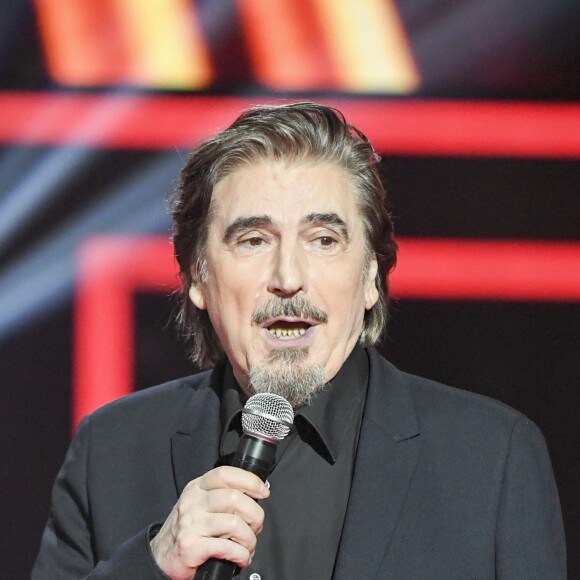 Exclusif - Serge Lama - Enregistrement de l'émission "Le Grand Show" à Paris le 19 septembre 2016 pour une diffusion le 1er octobre 2016. © Pierre Perusseau/Bestimage