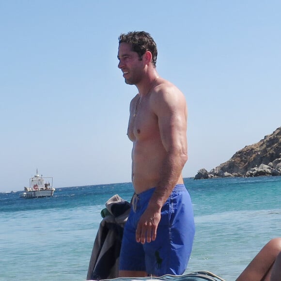 Exclusif - L'ex de Sofia Vergara, Nick Loeb, passe des vacances à Mykonos le 20 juillet 2015.