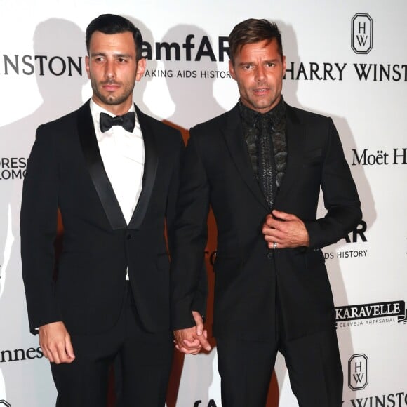 Jwan Yosef et Ricky Martin au gala amfAR au Brésil, le 15 avril 2016