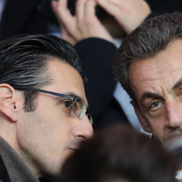 Nicolas Sarkozy - Personnalités au match PSG - Nantes (2-0) au Parc des Princes à Paris le 19 novembre 2016. © Agence / Bestimage