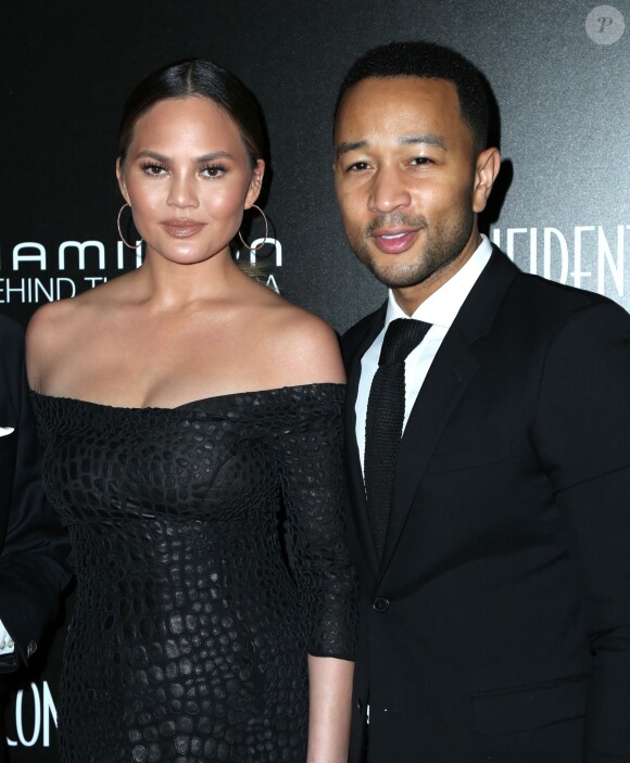 Chrissy Teigen et son mari John Legend à la soirée 'Hamilton Behind the Camera Awards' à Los Angeles, le 6 novembre 2016