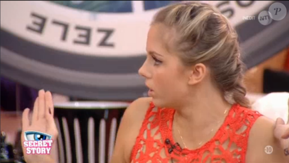 Mélanie VS Anaïs, le plus gros clash de l'histoire de Secret Story. Le 3 novembre 2016 sur NT1.