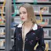Lily-Rose Depp - Défilé de mode "Chanel", collection prêt-à-porter printemps-été 2017 au Grand Palais à Paris, le 4 octobre 2016. © Olivier Borde / Bestimage