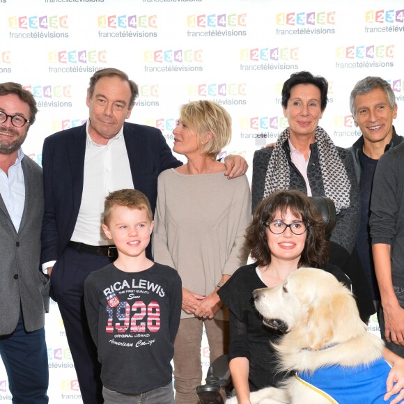 Xavier Couture, Sophie Davant, Laurence Tiennot-Herment (présidente de l'AFM-Téléthon) et Nagui à la conférence de presse du Téléthon 2016 dans les locaux de France 2 à Paris le 26 octobre 2016. © Coadic Guirec / Bestimage