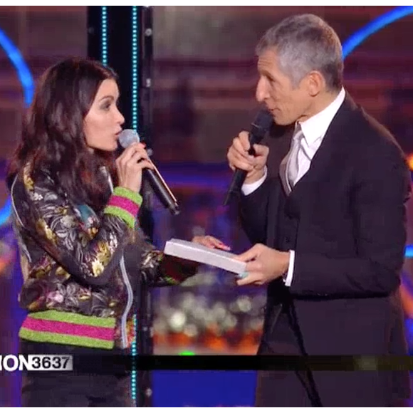 Jenifer très émue lors du "Téléthon", le 3 décembre 2016 sur France 2.