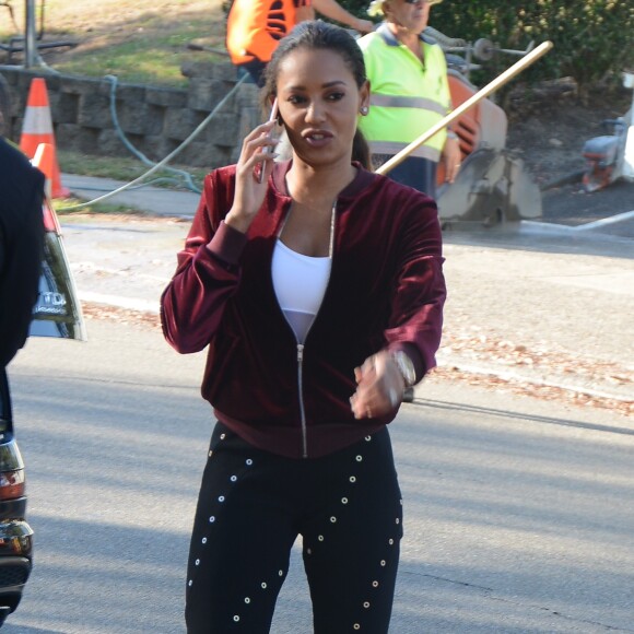 Exclusif - Melanie Brown (Mel B) à la sortie des studios d'enregistrements KIIS FM radio pour la 11ème finale de Xfactor à Sydney en Australie, le 20 novembre 2016