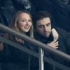 Audrey Lamy et son compagnon Thomas Sabatier - People au match de Ligue des Champions Psg - Ludogorets au Parc des Princes à Paris le 6 décembre 2016. Tenu en échec par Ludogorets (2-2), le PSG laisse la première place ... © Cyril Moreau/Bestimage