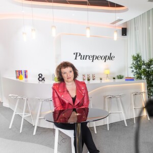 Exclusif - Rendez-vous avec Anne Roumanoff dans les locaux de Webedia pour une Interview pour PurePeople à Levallois-Perret le 3 aout 2016