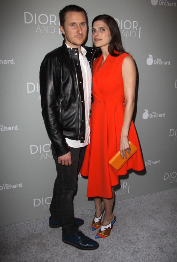 Lake Bell et son mari Scott Campbell - Soirée de présentation du documentaire "Dior and I" retraçant les débuts du designer Raf Simmons chez Dior, au "Paris Theater" à New York, le 7 avril 2015.