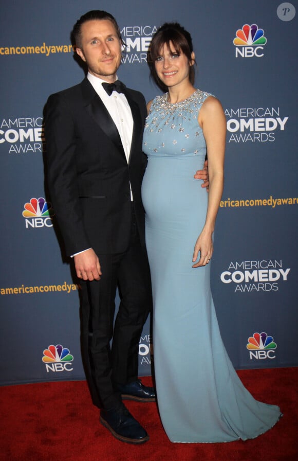 Scott Campbell et sa femme Lake Bell, enceinte lors de la soirée des American Comedy Awards 2014 au Hammerstein Ballroom à New York, le 26 avril 2014.