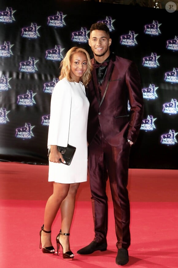 Estelle Mossely et son fiancé Tony Yoka à la 18ème cérémonie des "NRJ Music Awards" au Palais des Festivals à Cannes, le 12 novembre 2016.