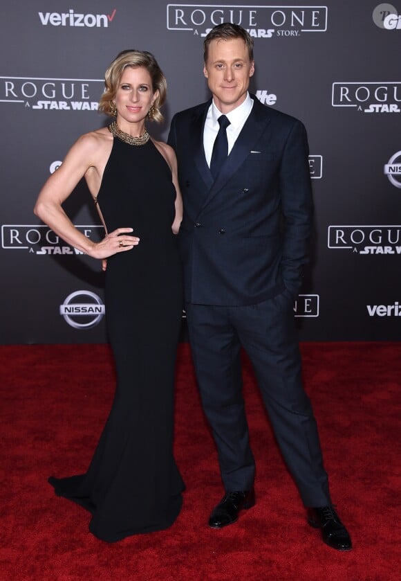 Alan Tudyk et sa femme Charissa Barton à la soirée "Rogue One: A Star Wars Story" au théâtre The Pantages à Hollywood, le 10 décembre 2016
