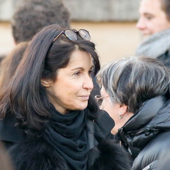 Exclusif - Zabou - Obsèques de Jean-Claude Deret au cimetière du Père Lachaise à paris le 17 décembre 2016.